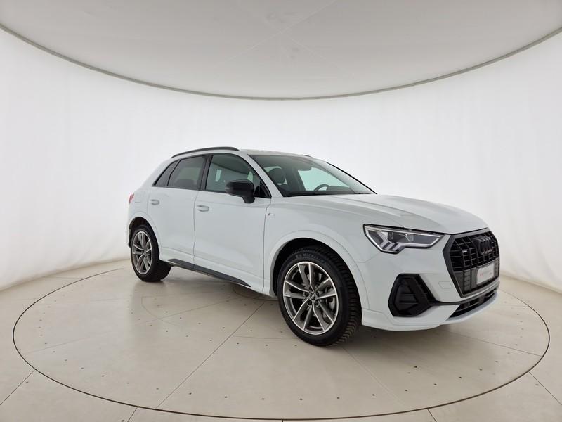 Audi Q3 40 2.0 tfsi s line edition quattro s-tronic