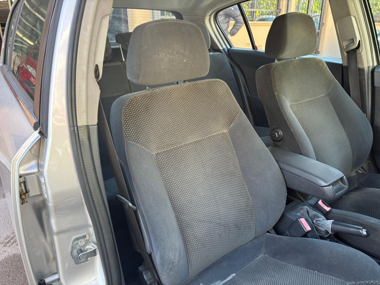 Opel Astra 1.9 16V CDTI 150CV 5 porte Cosmo