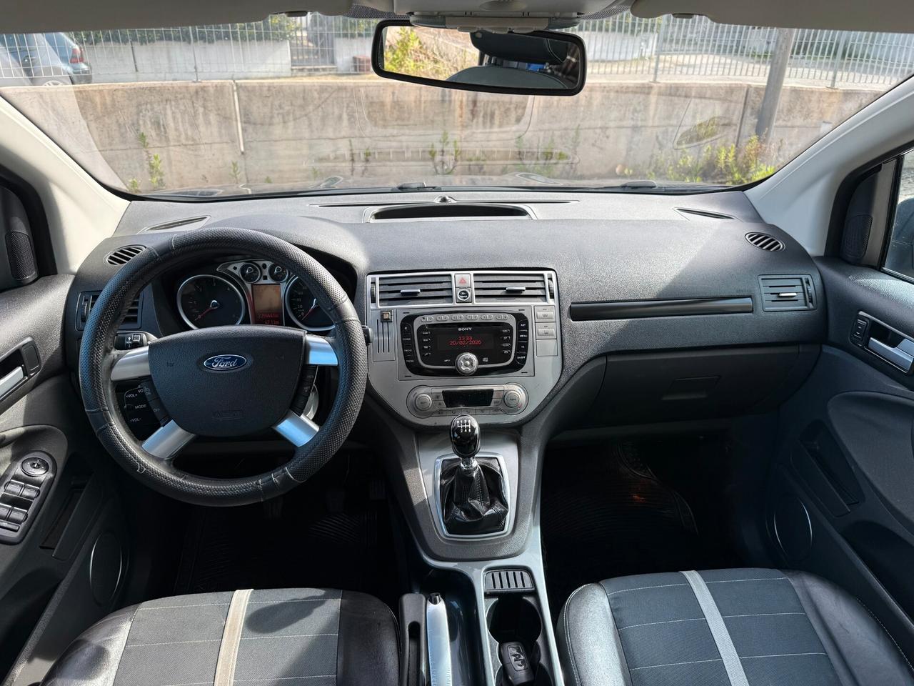 Ford Kuga 2.0 TDCi 136 CV 4WD Titanium DPF Tetto