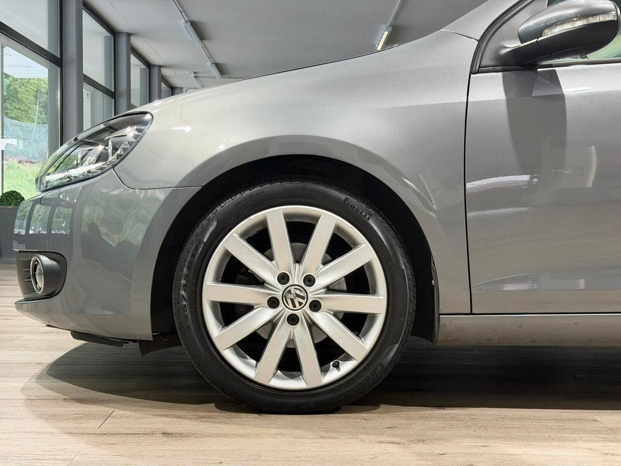 VOLKSWAGEN GOLF 1.6TDI 105CV HIGHLINE 1HANDE