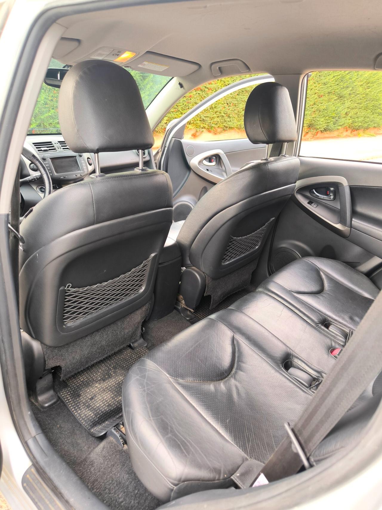 Toyota RAV 4 RAV4 2.2 D-4D 150 CV DPF Luxury