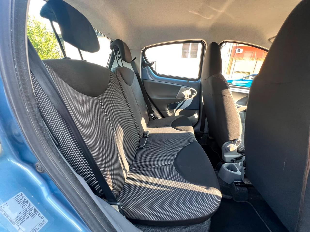 Toyota Aygo 1.0 12V VVT-i 5 porte