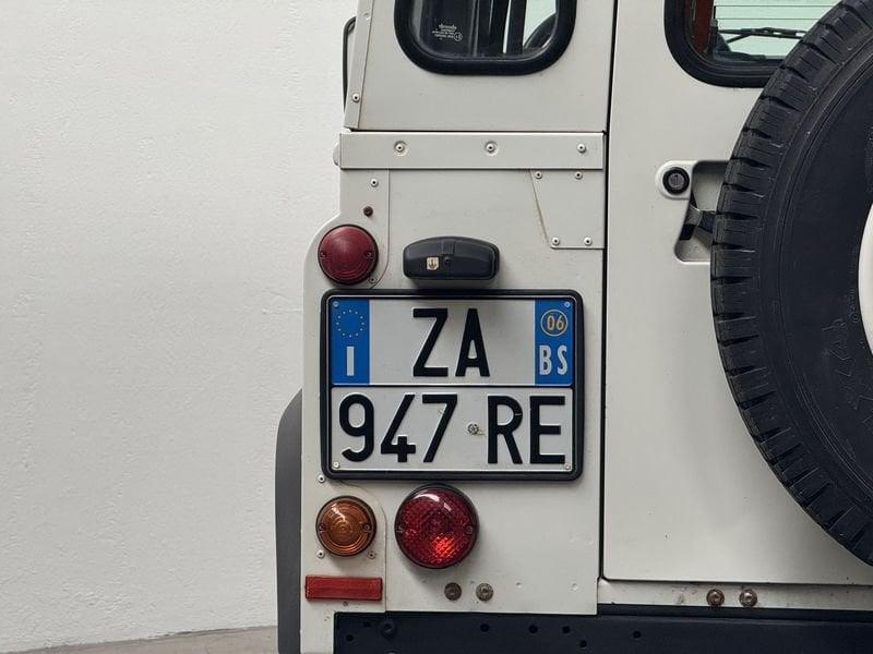 Land Rover Defender 90 TD5 Autocarro 3 Posti C/CLIMA Verricello Omologato Gancio Traino