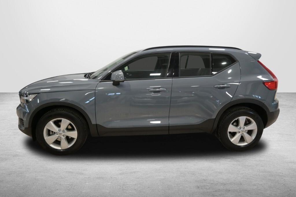 VOLVO XC40 1.5 T2 129CV 6M. MOMENTUM CORE ( FARI LED - COCKPIT - CRUISE - NAVI - MIRROR - PDC - TELECAMERA POST. )