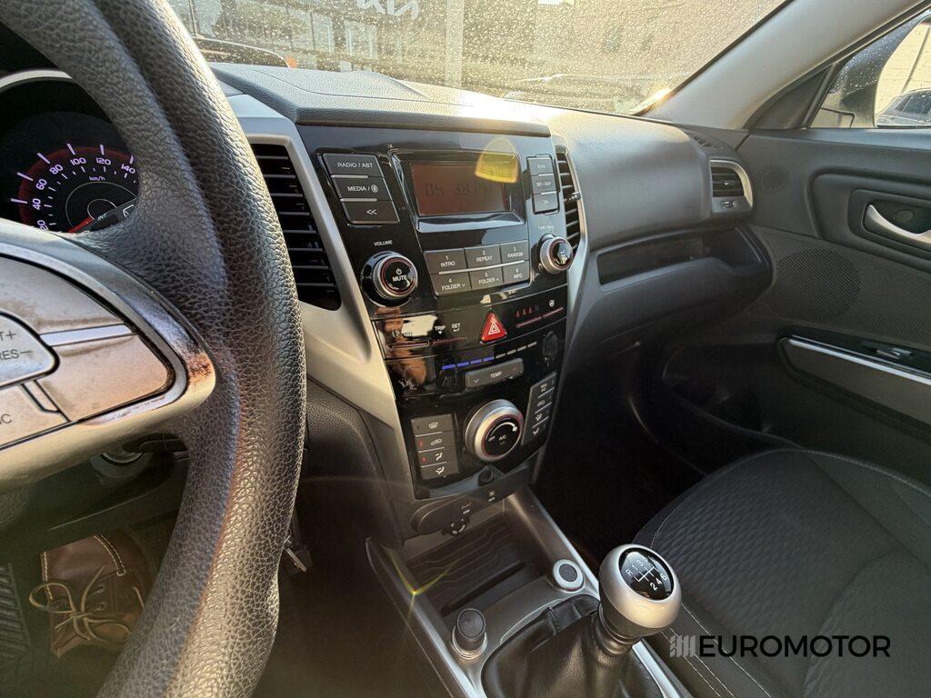 Ssangyong Tivoli 1.6 Easy 2WD