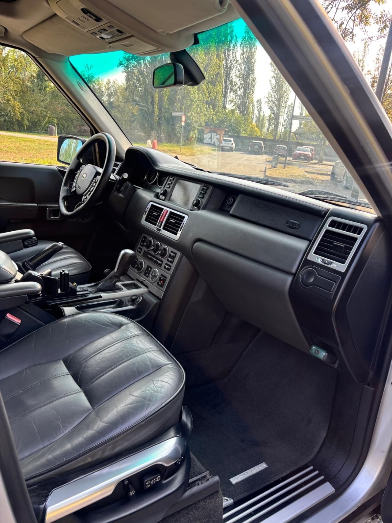 Land Rover Range 3.0 Td6 Vogue Foundry