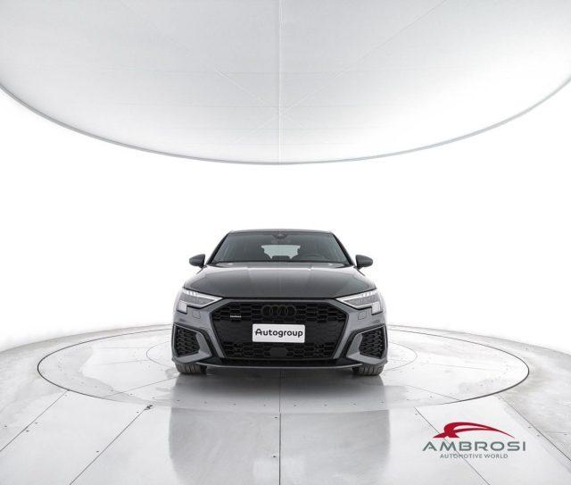 AUDI A3 40 TDI quattro S tronic S line edition