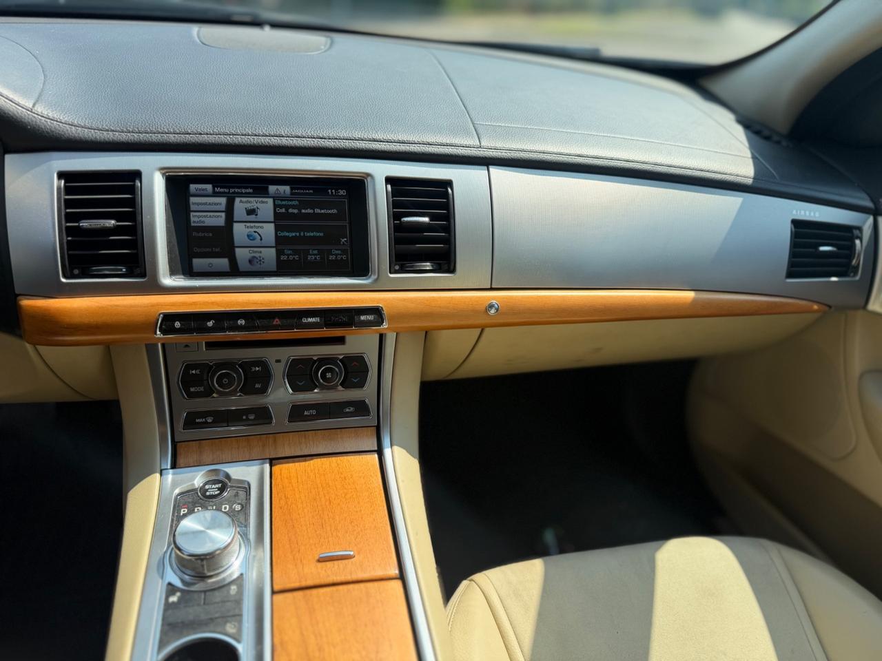 Jaguar XF 2.2 D 200 CV FULL OPTIONAL (165.000KM)