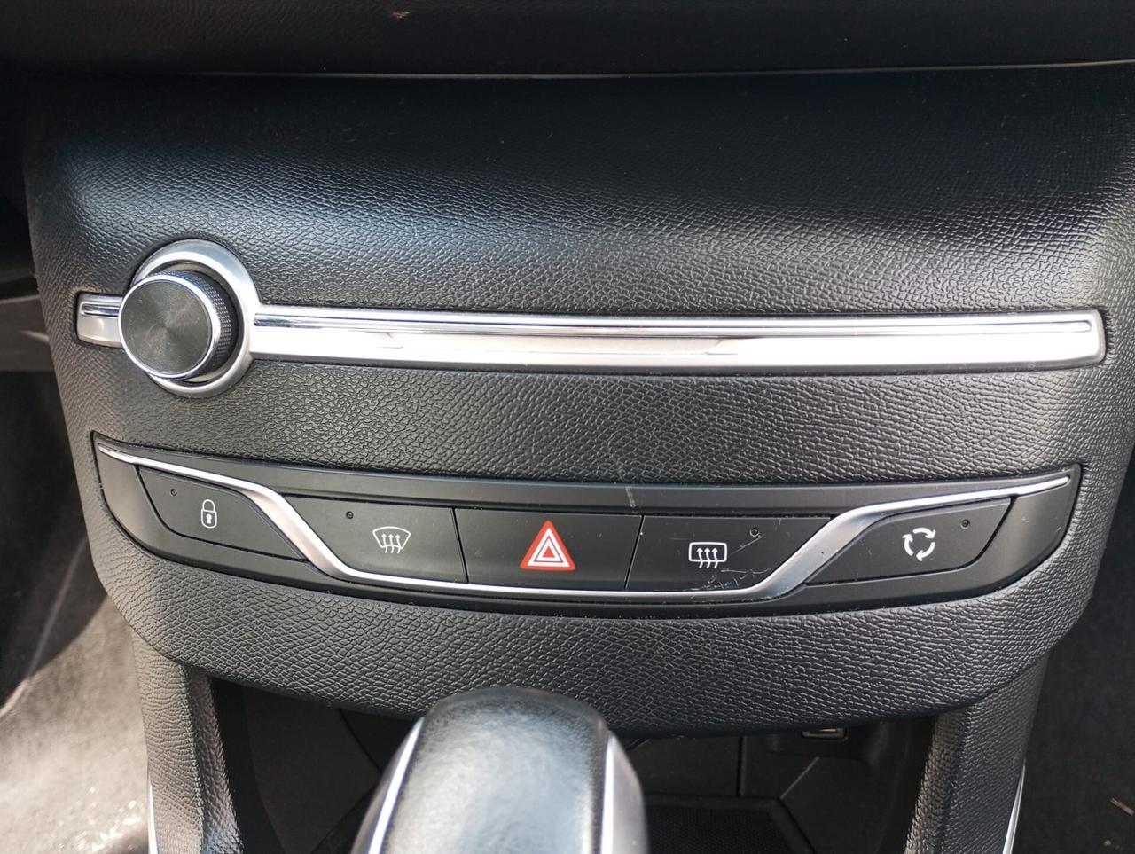 Peugeot 308 BlueHDi 130 S&S EAT8 SW Active
