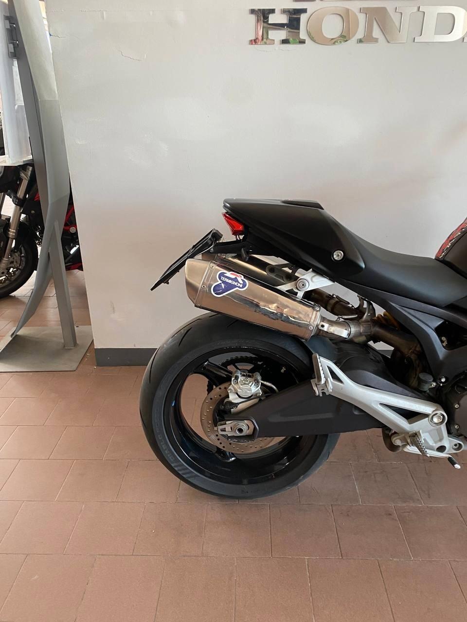 Ducati Monster 696