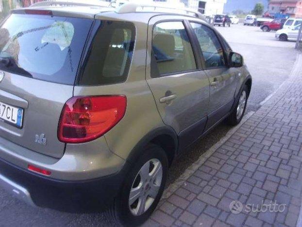 FIAT Sedici 1.6 16v Emotion 4x4 107cv-99.000 km