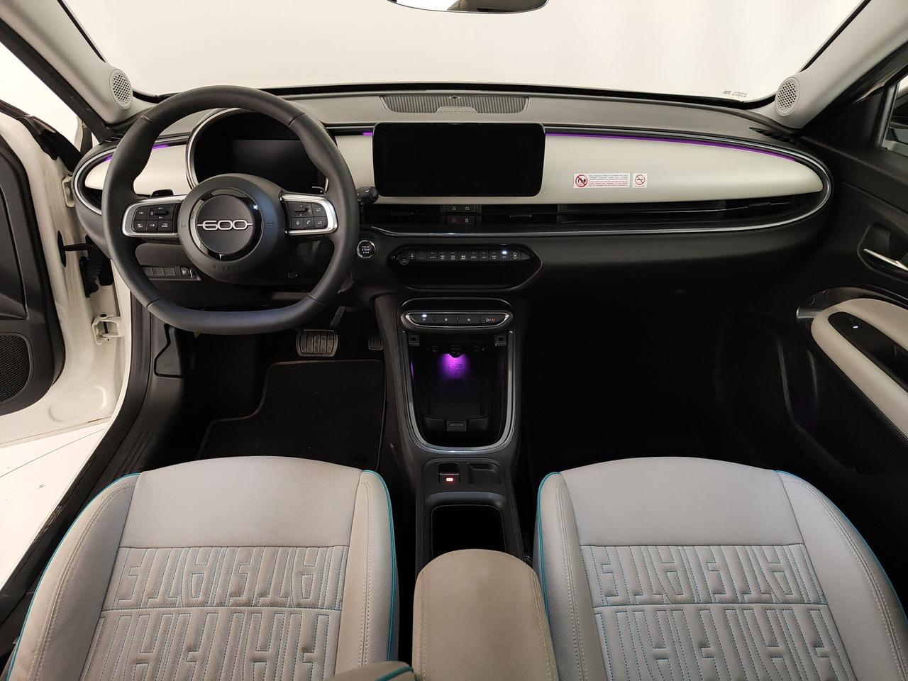Fiat 600 Hybrid 110 CV DCT MHEV La Prima