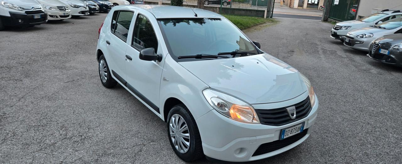 Dacia Sandero 1.4 8V GPL Lauréate