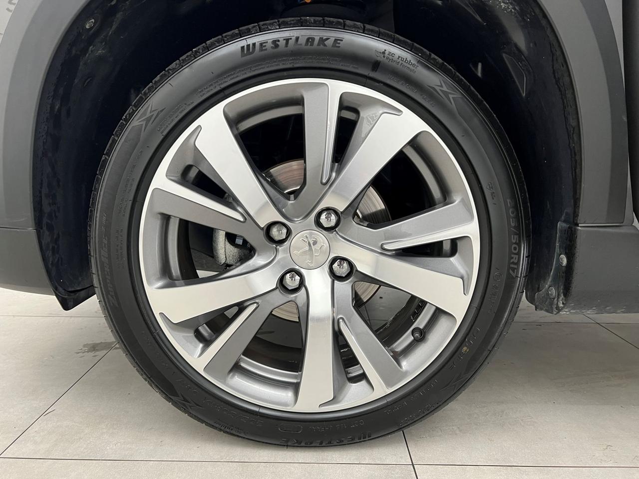 PEUGEOT 2008 1.6 bluehdi Allure 100cv