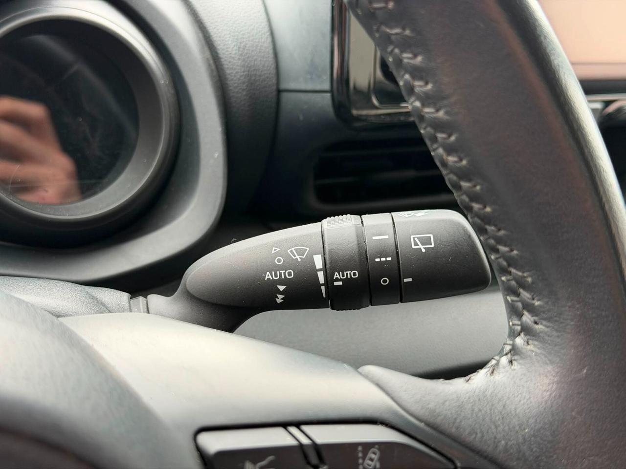 Toyota Yaris 1.5 Hybrid 5 porte Trend