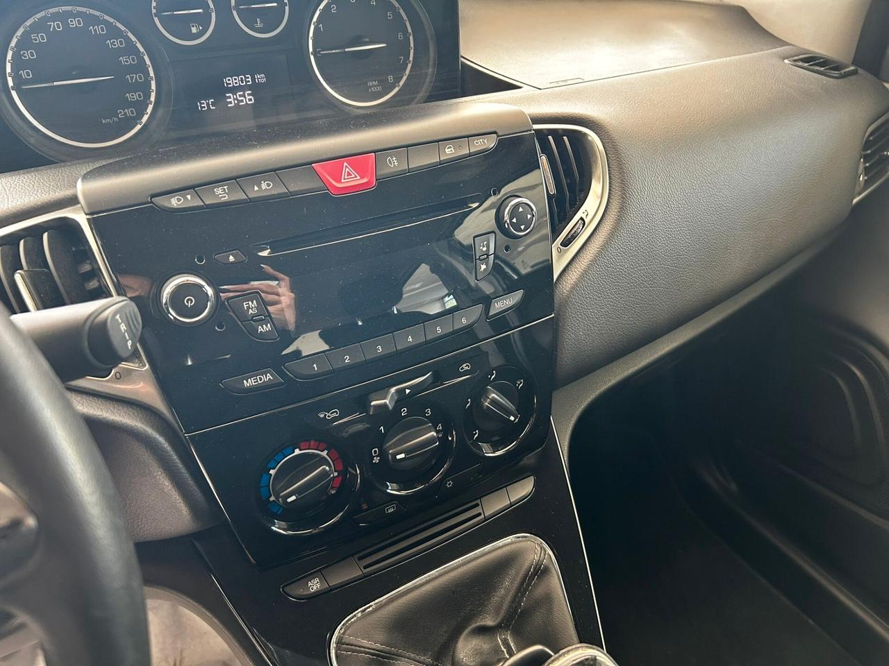 Lancia Ypsilon 1.2 FIRE metano 2013