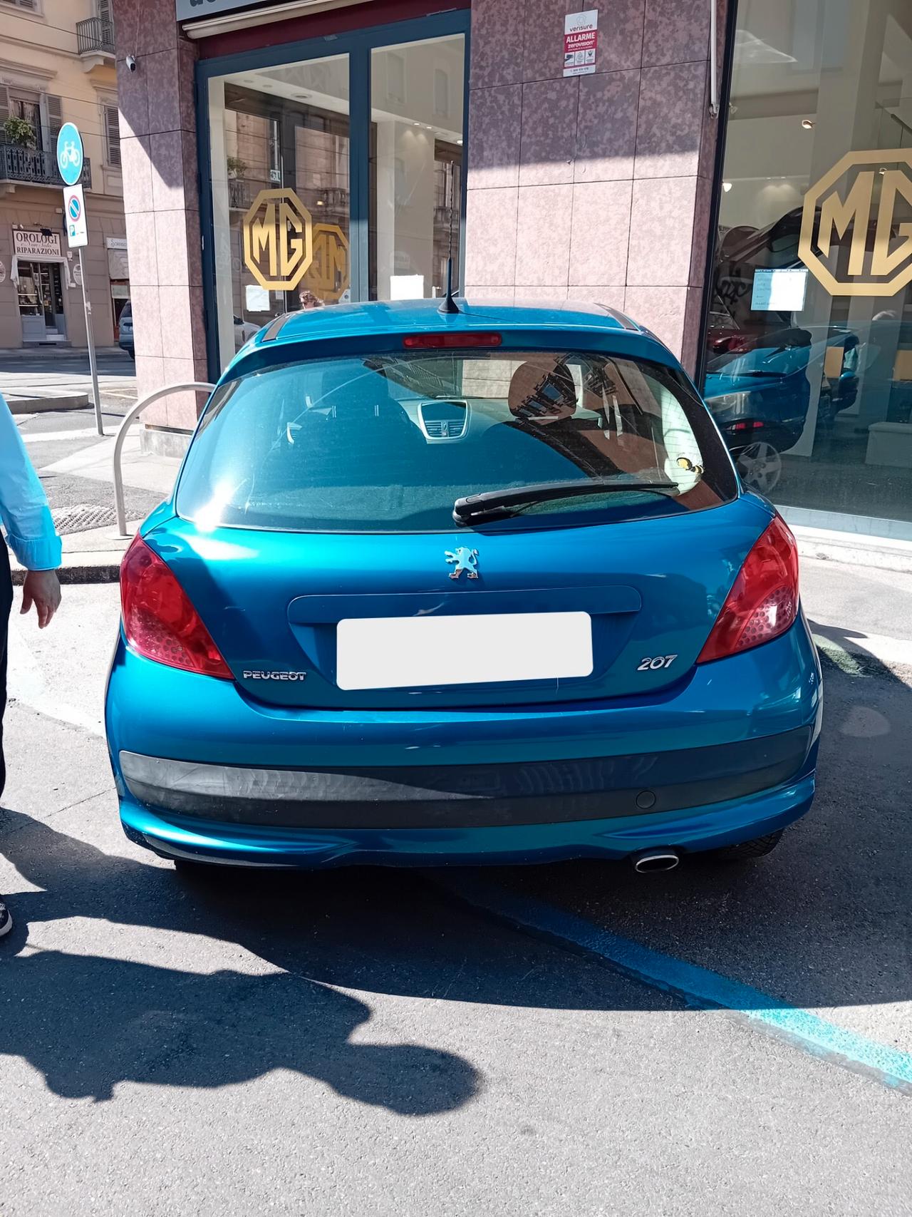 Peugeot 207