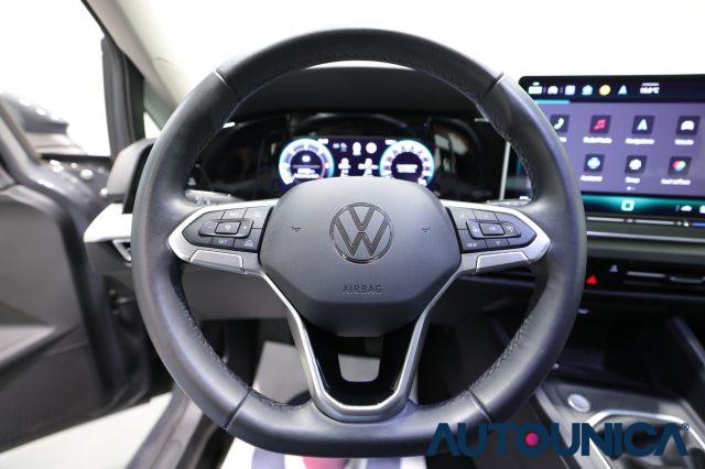 VOLKSWAGEN Golf 2.0 TDI 115 CV SCR LIFE FARI LED