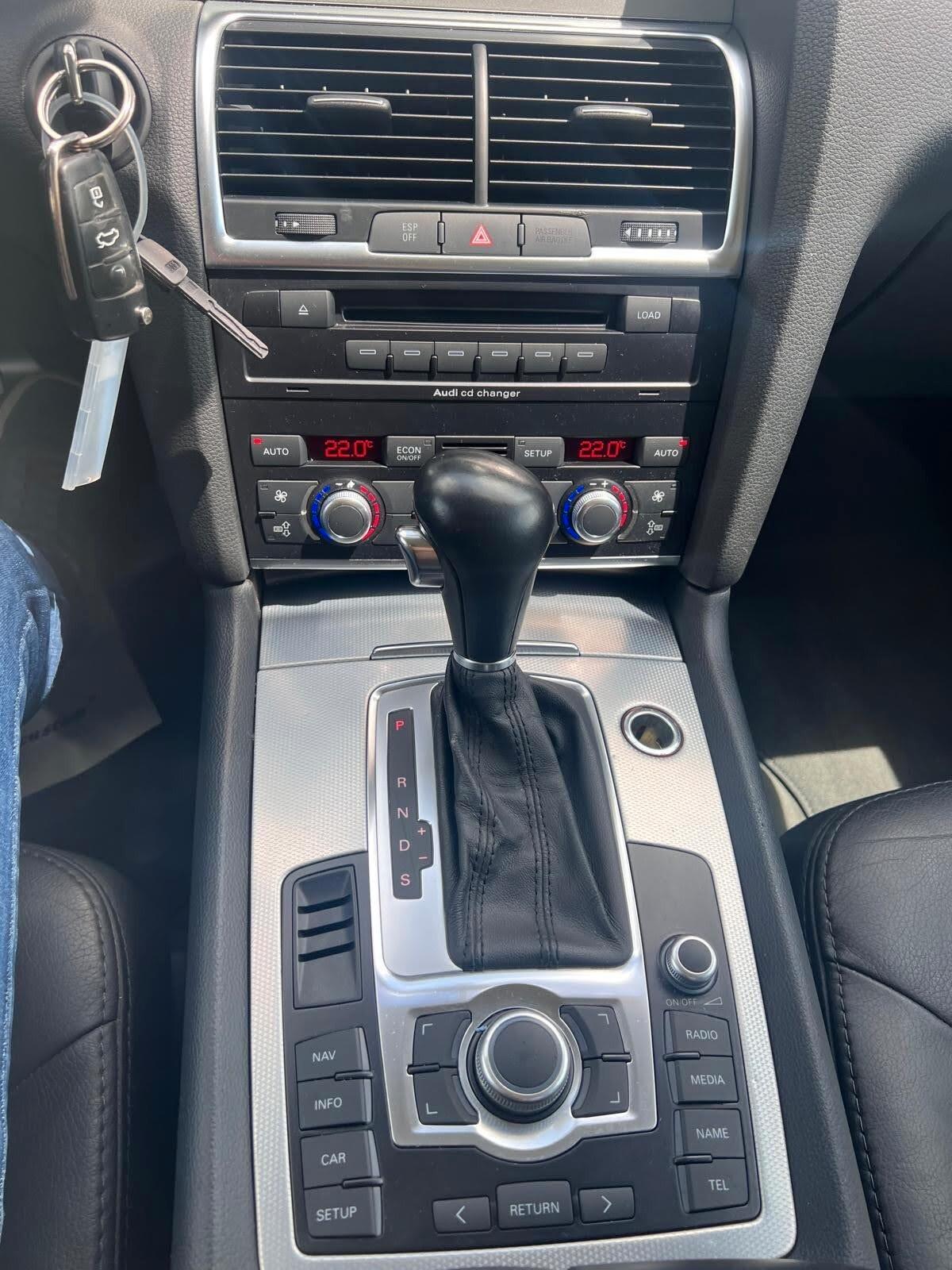 Audi Q7 3.0 V6 TDI 233CV quattro tiptronic