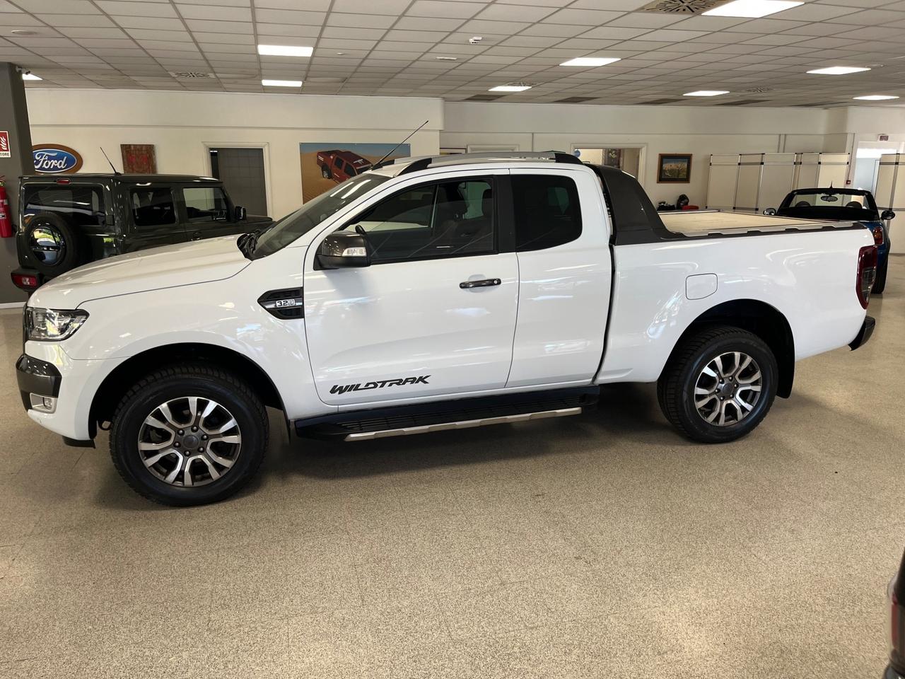 Ford Ranger 3.2 tdci EXTRA CAB Wildtrak 200cv auto