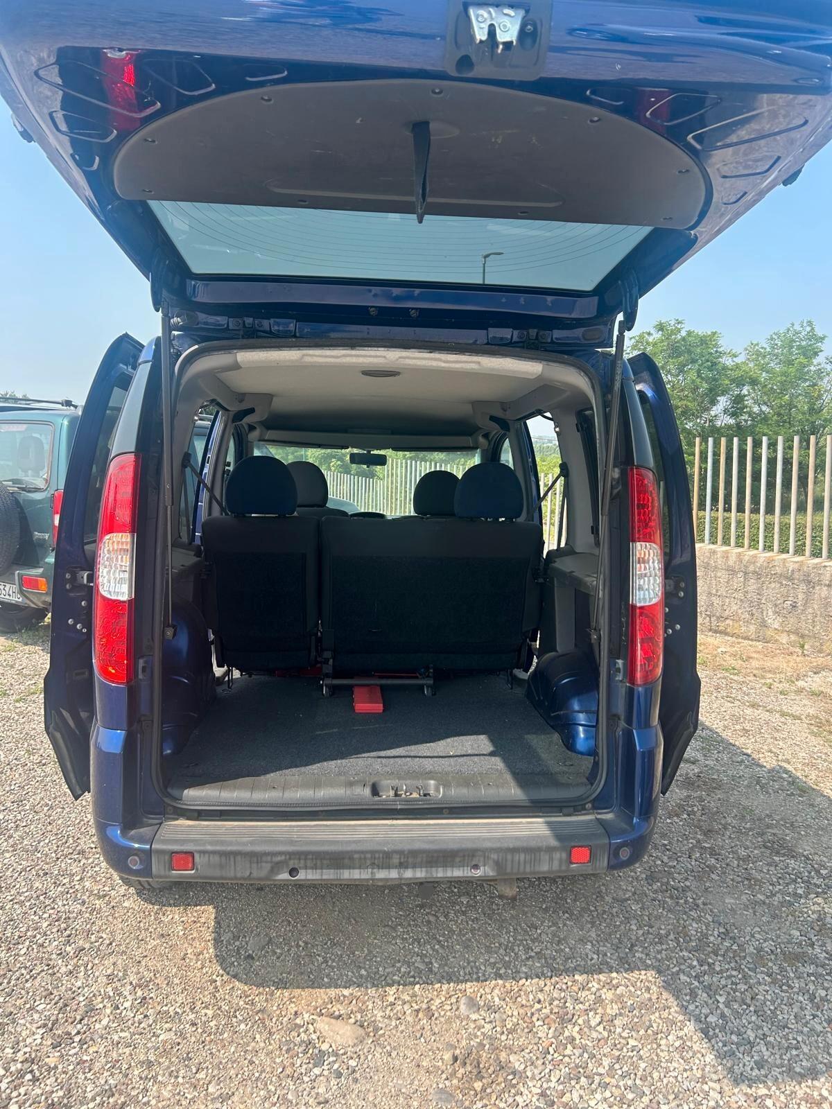 Fiat Doblo Doblò 1.9 MJT 120 CV Malibù Distribuzione e frizione gia' sostituite
