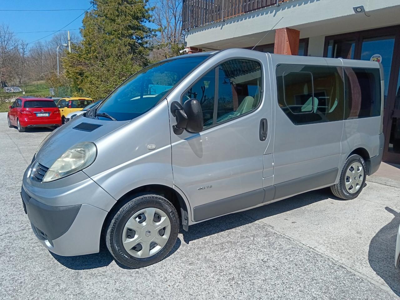 Renault Trafic 2.0 DCI 115CV AUTOCARRO 6 POSTI