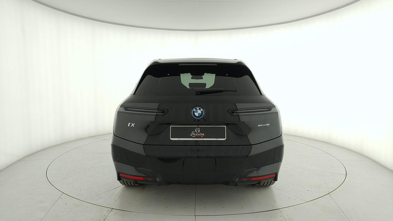BMW iX i20 2021 - iX xdrive50 pacchetto sportivo