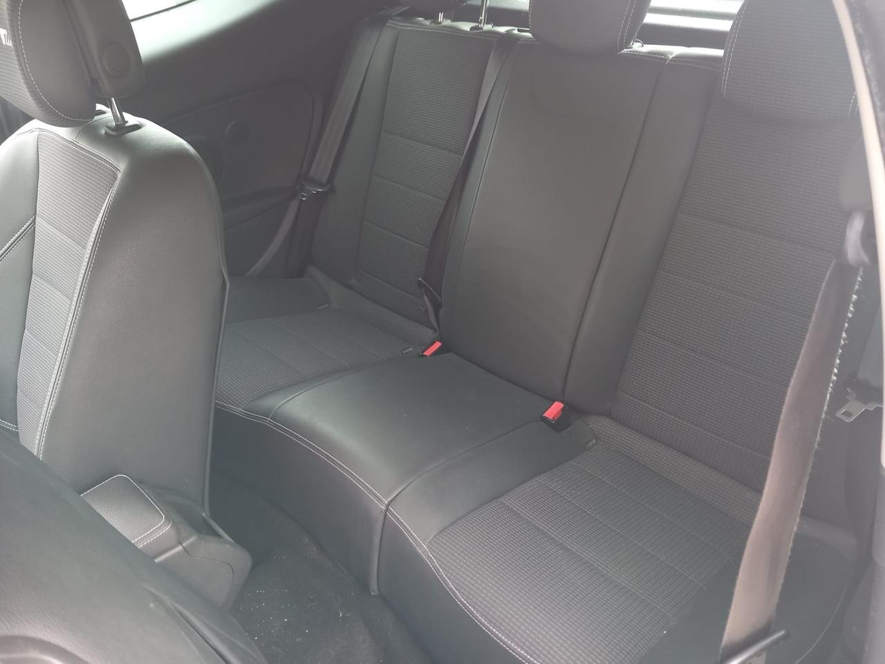 Renault Megane Mégane Coupé 1.6 dCi 130CV Start&Stop GT Line