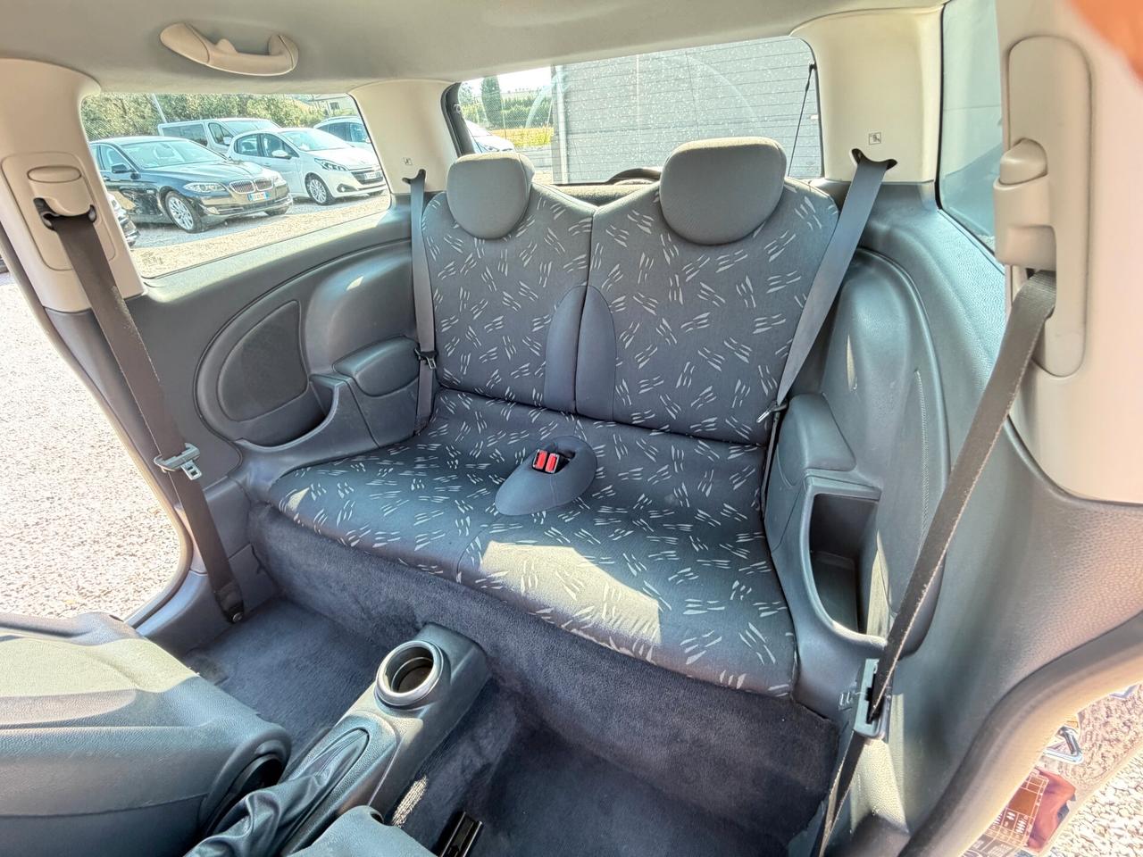 Mini One D 1.4 diesel 75 cv 220.689 km