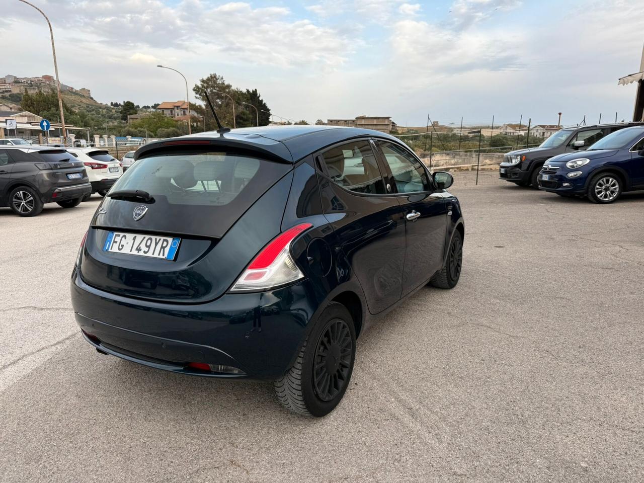 Lancia Ypsilon 1.2 69 CV 5 porte GPL Ecochic Silver