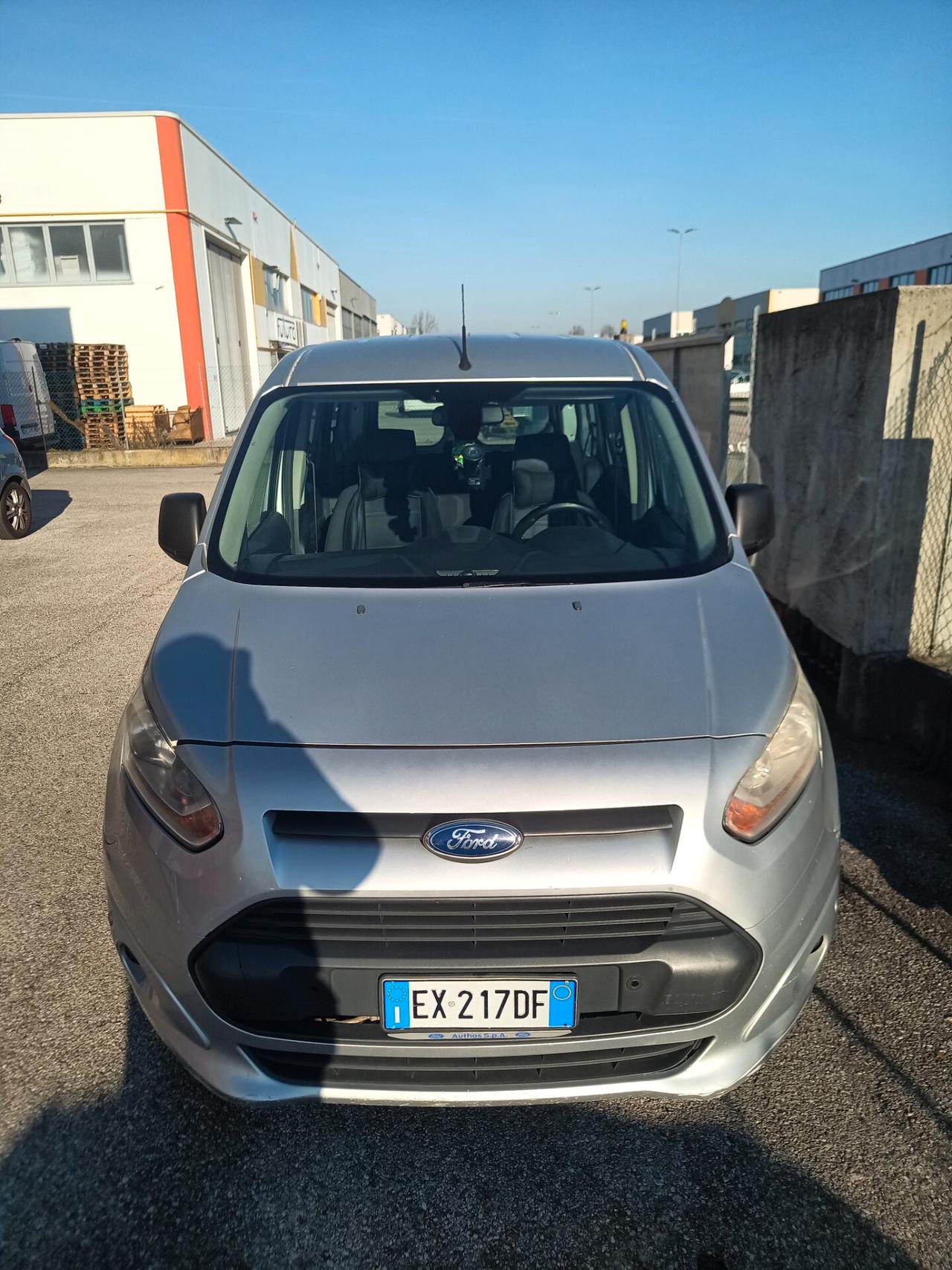 Ford Tourneo Connect 1.6 TDCi 115 CV Titanium