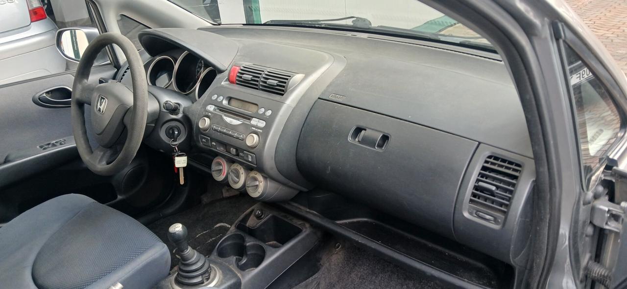 Honda Jazz 1.2 benzina neopatentati