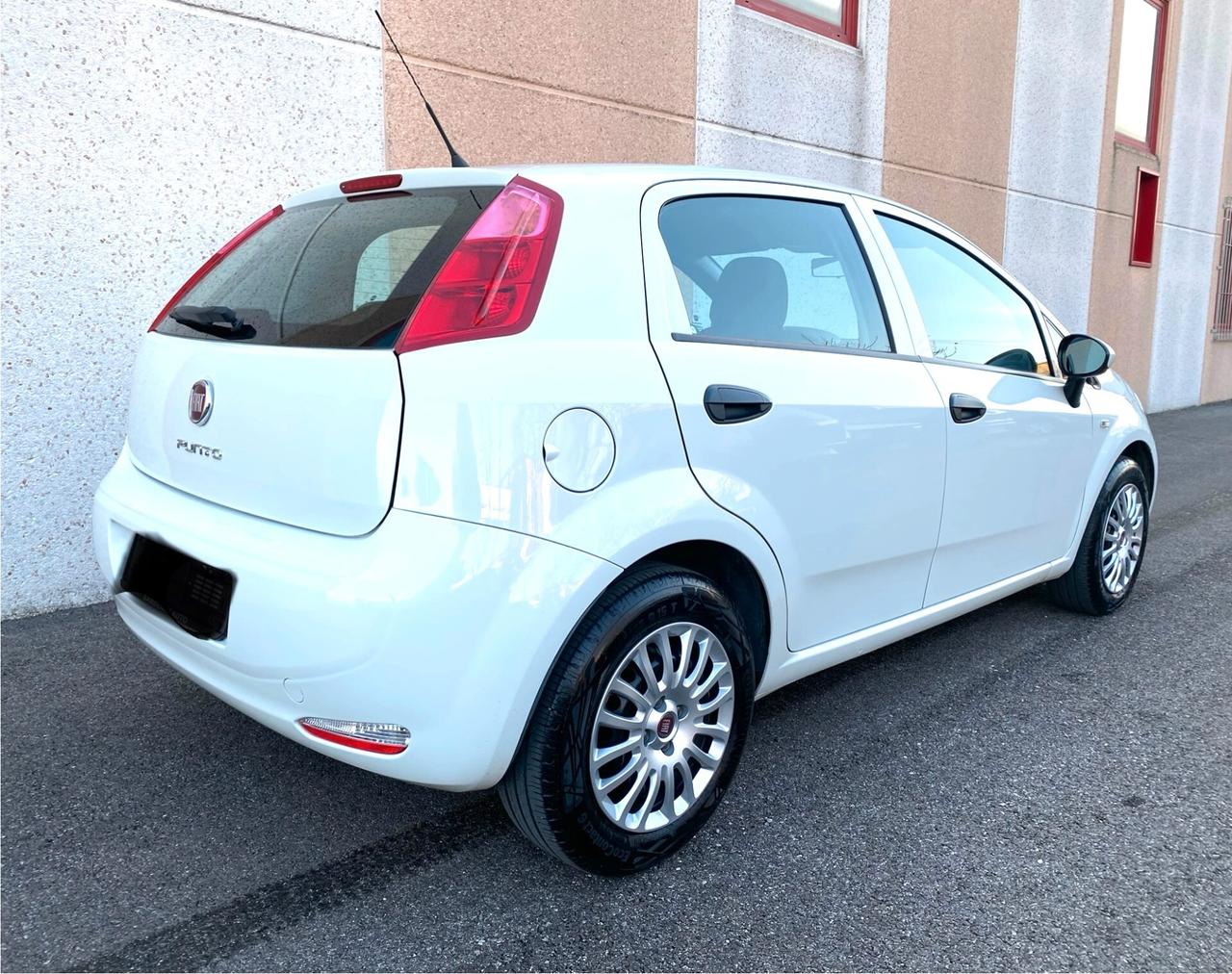 Fiat Punto 1.2 8V 5 porte Street