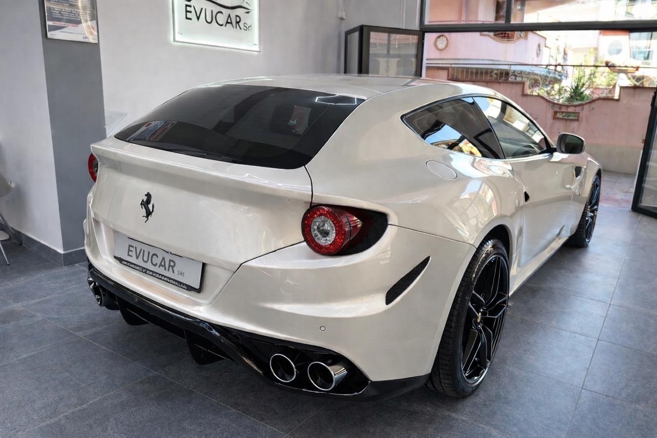 Ferrari FF 2012 Tailor Made – Full Optional – Bianco Perla – Tagliandi Ferrari