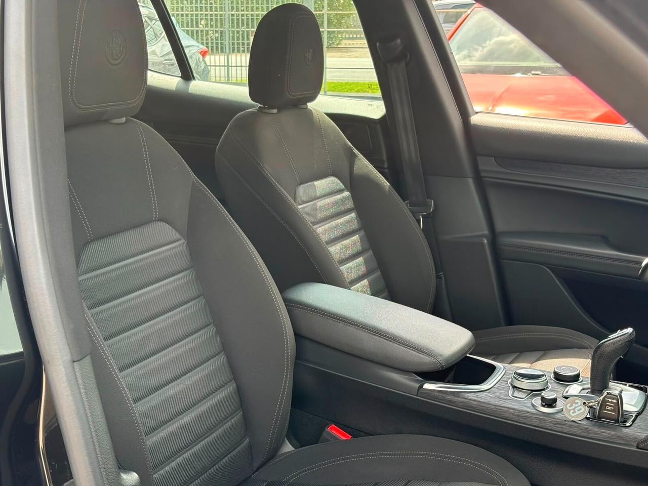 Alfa Romeo Stelvio 2.2 Turbodiesel 190 CV AT8 Q4 S
