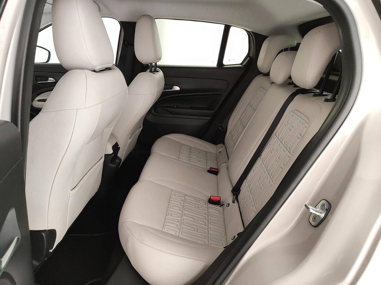 Fiat 600 Hybrid 110 CV DCT MHEV La Prima