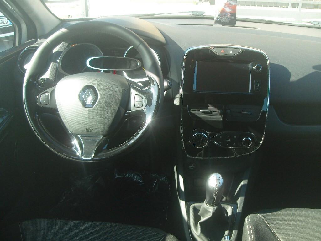 Renault Clio 1.5 DCI ENERGY - 2014