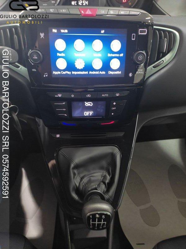 Lancia Ypsilon 1.0 FireFly 5 porte S&S Hybrid Platino