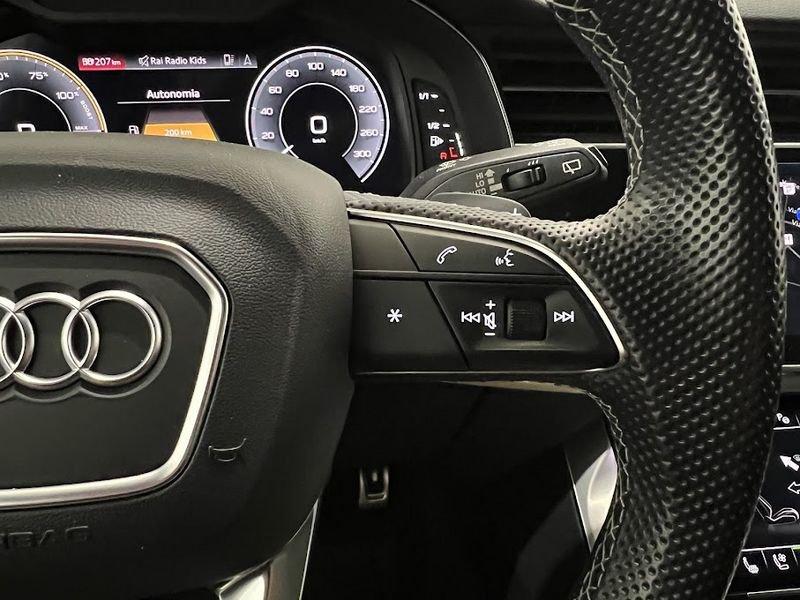 Audi Q8 Q8 55 TFSI quattro tiptronic Sport PHEV