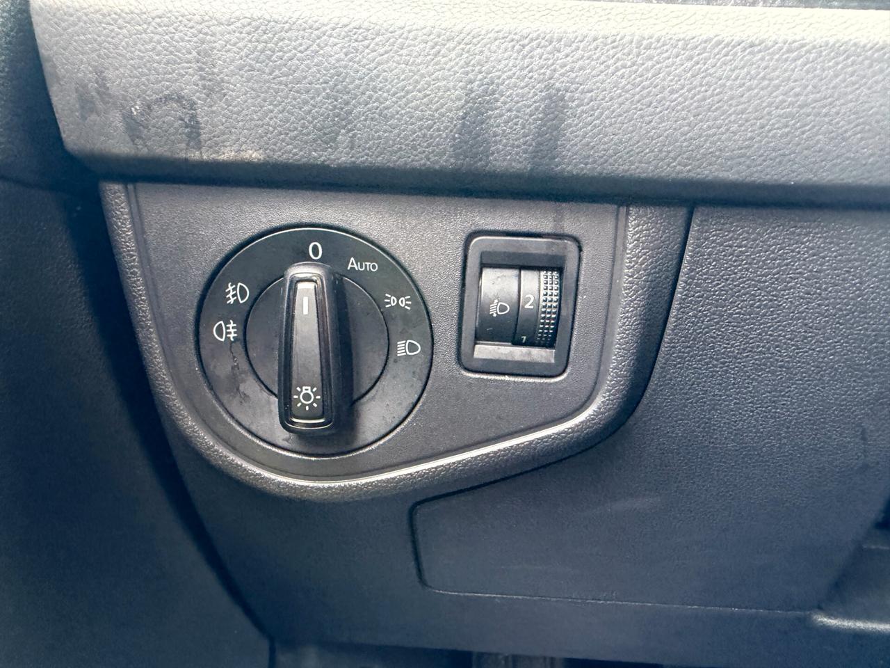 VOLKSWAGEN POLO 2022 1.0 BENZINA 80 CV *SINISTRATA