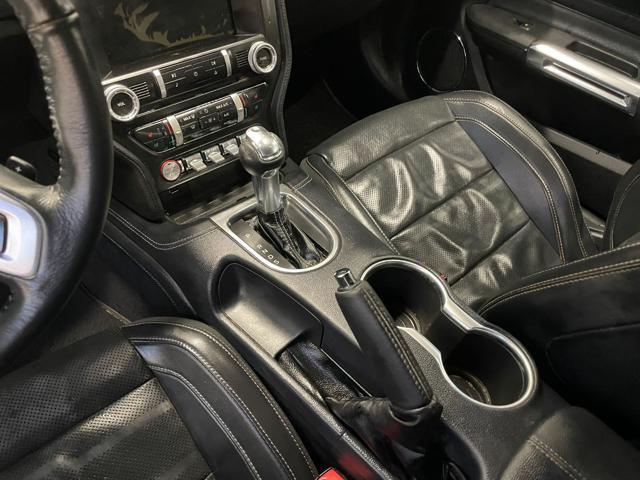 FORD Mustang CONVERTIBLE 5.0 V8 TIVCT AUT. GT