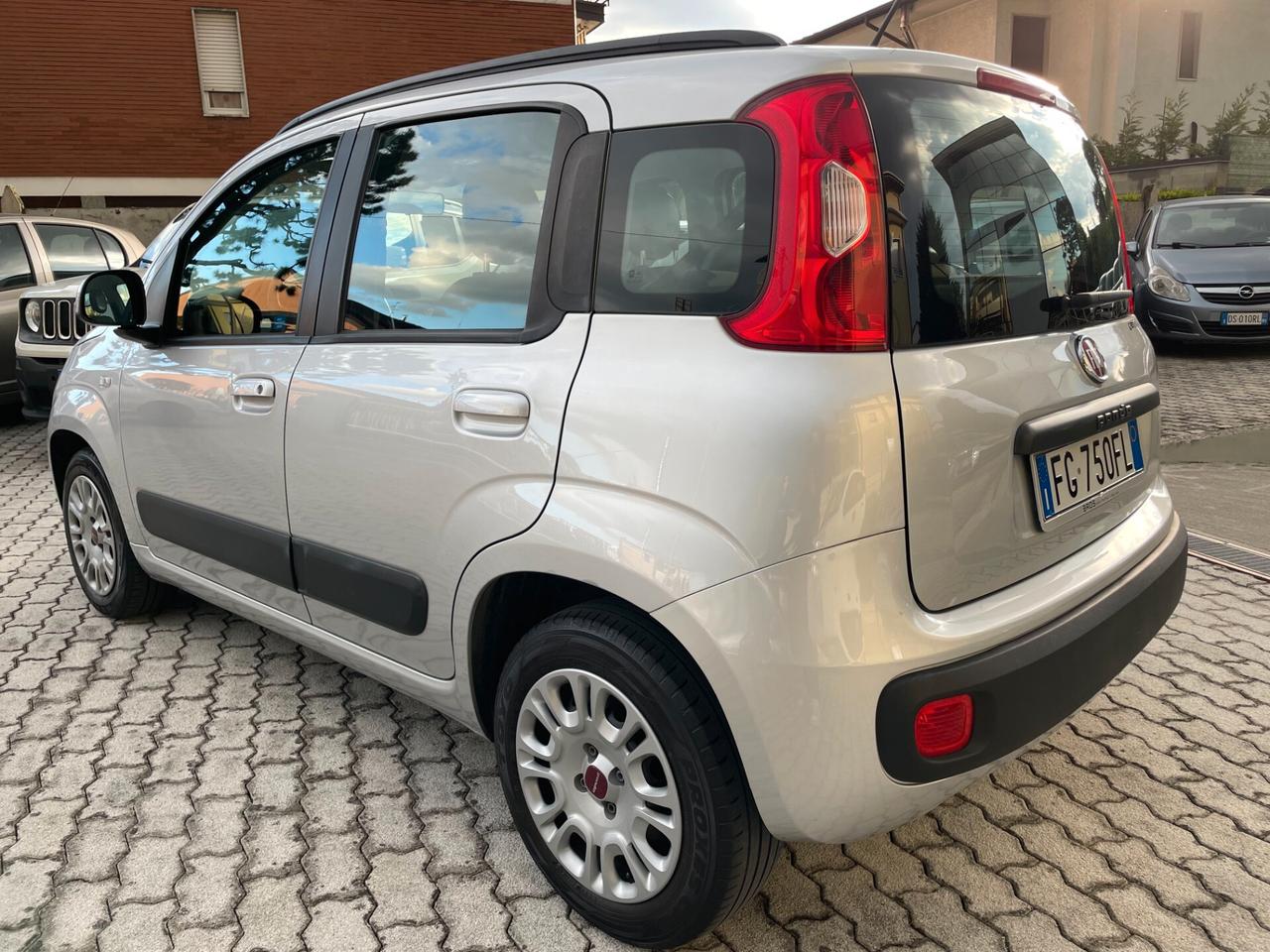 Fiat Panda 1.2 Lounge 69cv E6 IDONEA NEOPATENTATI