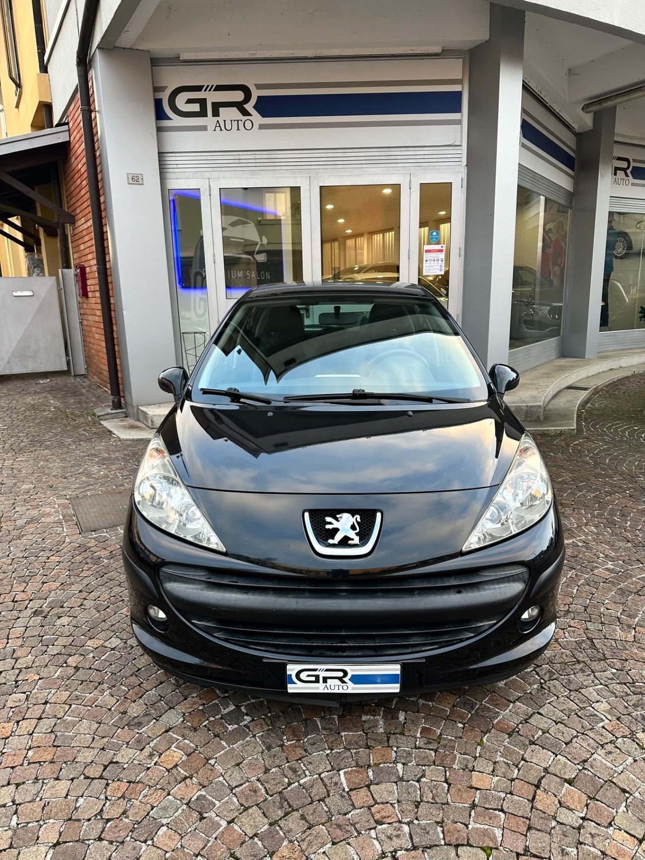 Peugeot 207 1.4Bz 8V 75CV 5p. X Line -Neopatentati