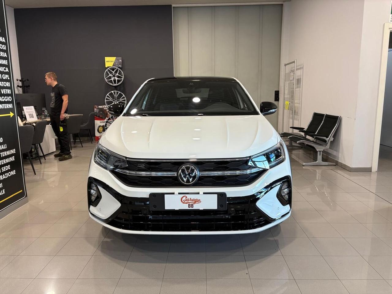 Volkswagen Taigo 1.0 tsi R-Line 115cv