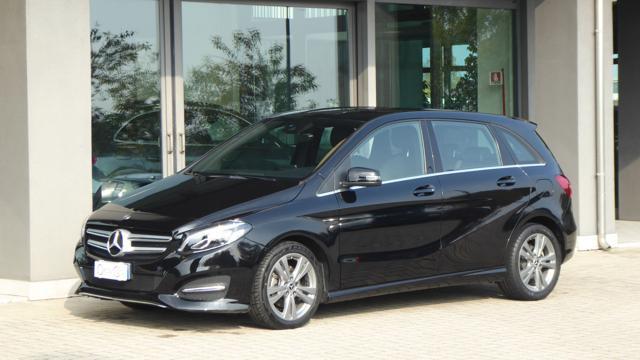 MERCEDES-BENZ B 200 d Automatic Sport