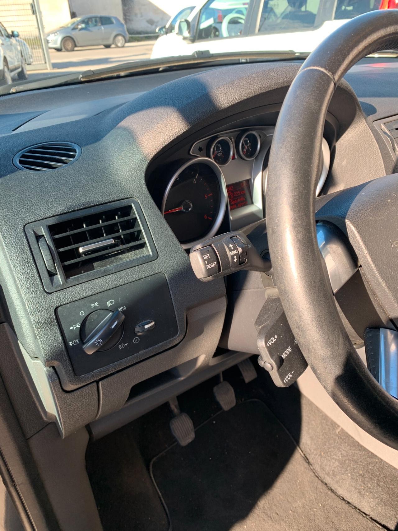 Ford C-Max 1.6 TDCi 90 CV TITANIUM