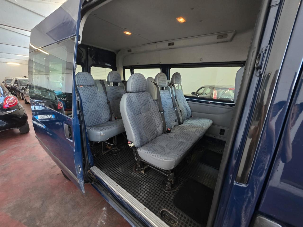 Ford Transit Tour Bus 9 POST 330L 2.2 TDCI-115PL-TM COMBI TREND NEOPAT