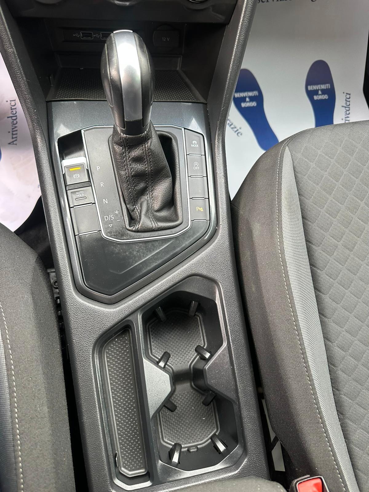 Volkswagen Tiguan 2.0 TDI SCR DSG R-LINE