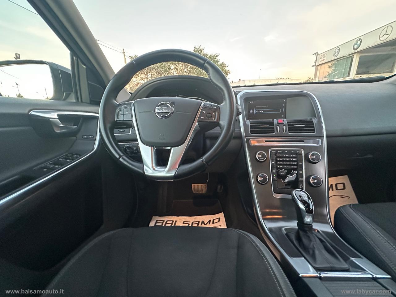 VOLVO XC60 AWD 2.4D Momentum