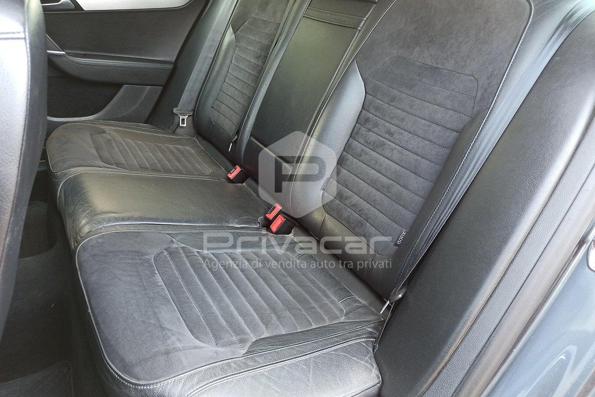 VOLKSWAGEN Passat Var. 2.0 TDI DSG High. BM.Tech.